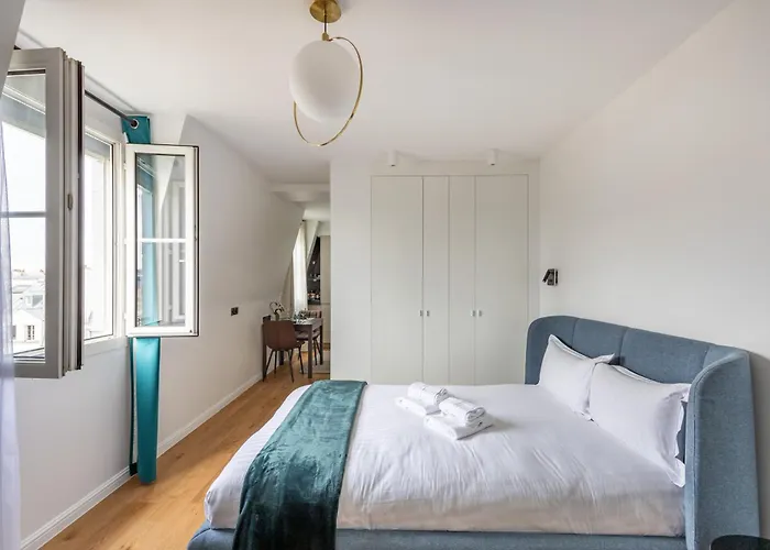 Luxurious Flat In The Center *