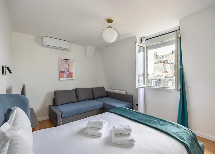 Luxurious Flat In The Center * Paris